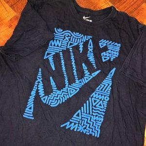 Nike tee